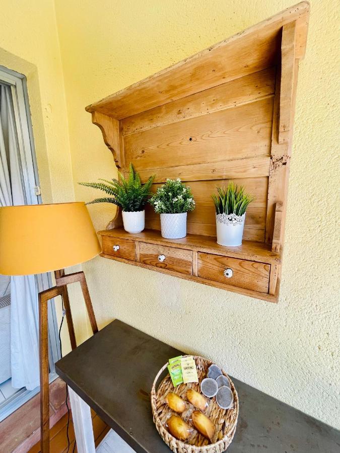 Bel Appartement Avec Mezzanine, Vue Mer Et Piscine Cogolin Eksteriør billede