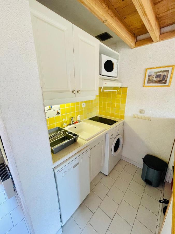 Bel Appartement Avec Mezzanine, Vue Mer Et Piscine Cogolin Eksteriør billede