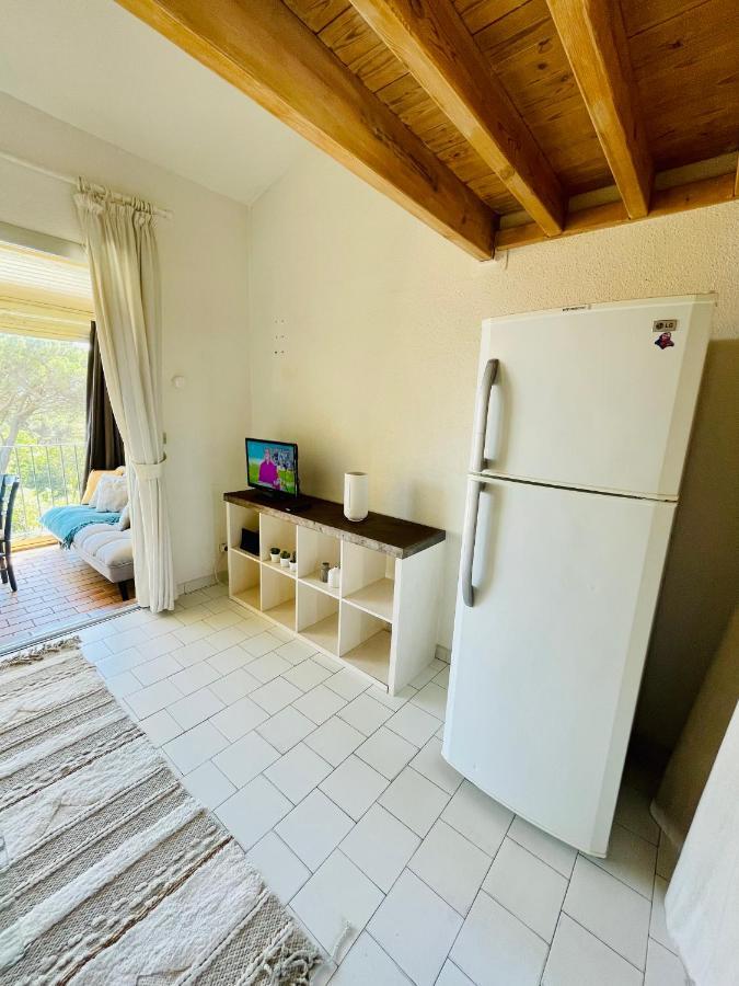 Bel Appartement Avec Mezzanine, Vue Mer Et Piscine Cogolin Eksteriør billede